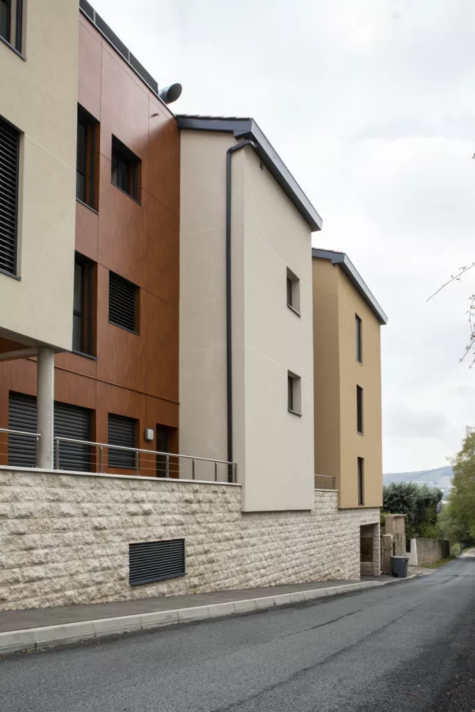 Façade latérale et bardage – maison de santé de Thurins (Rhône), AEA Architecte Constructeur