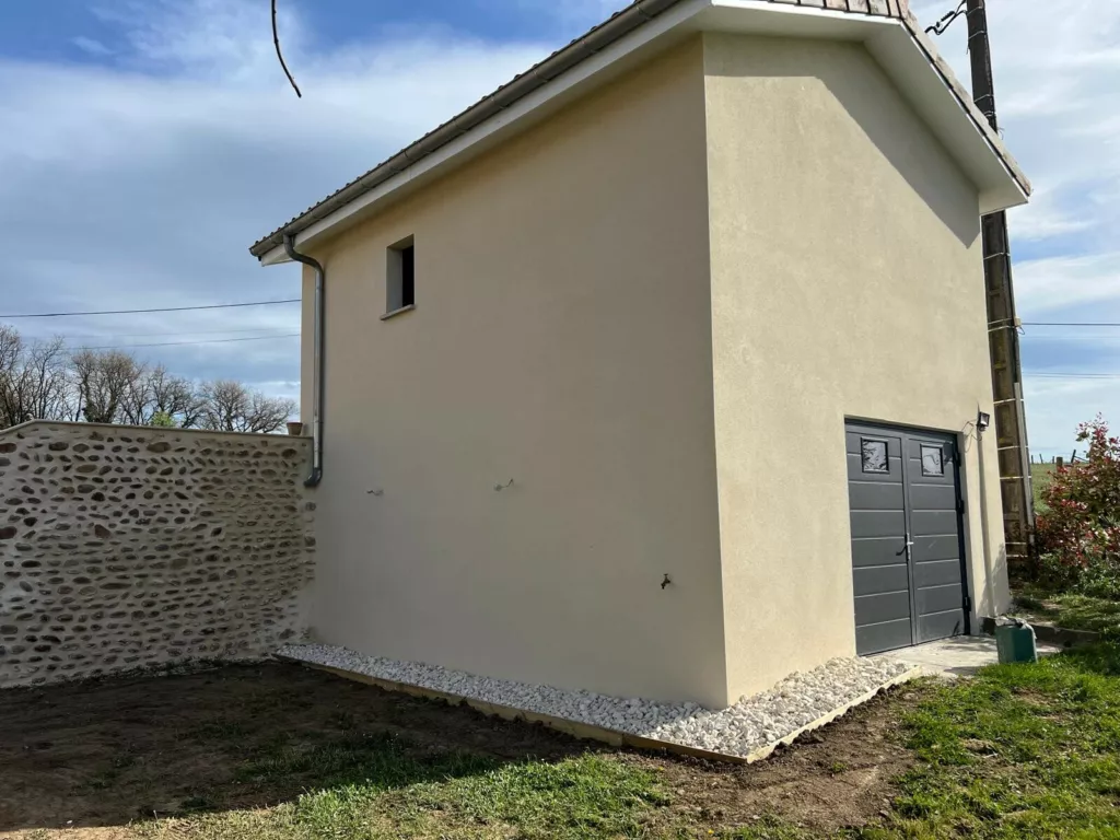 Vue extérieure du pool house – pool house dans la Drôme, AEA Architecte Constructeur